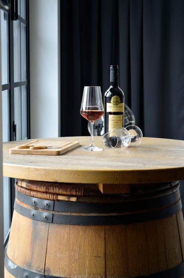 Veltlin Bed & Wine Ξενοδοχείο Valtice Εξωτερικό φωτογραφία